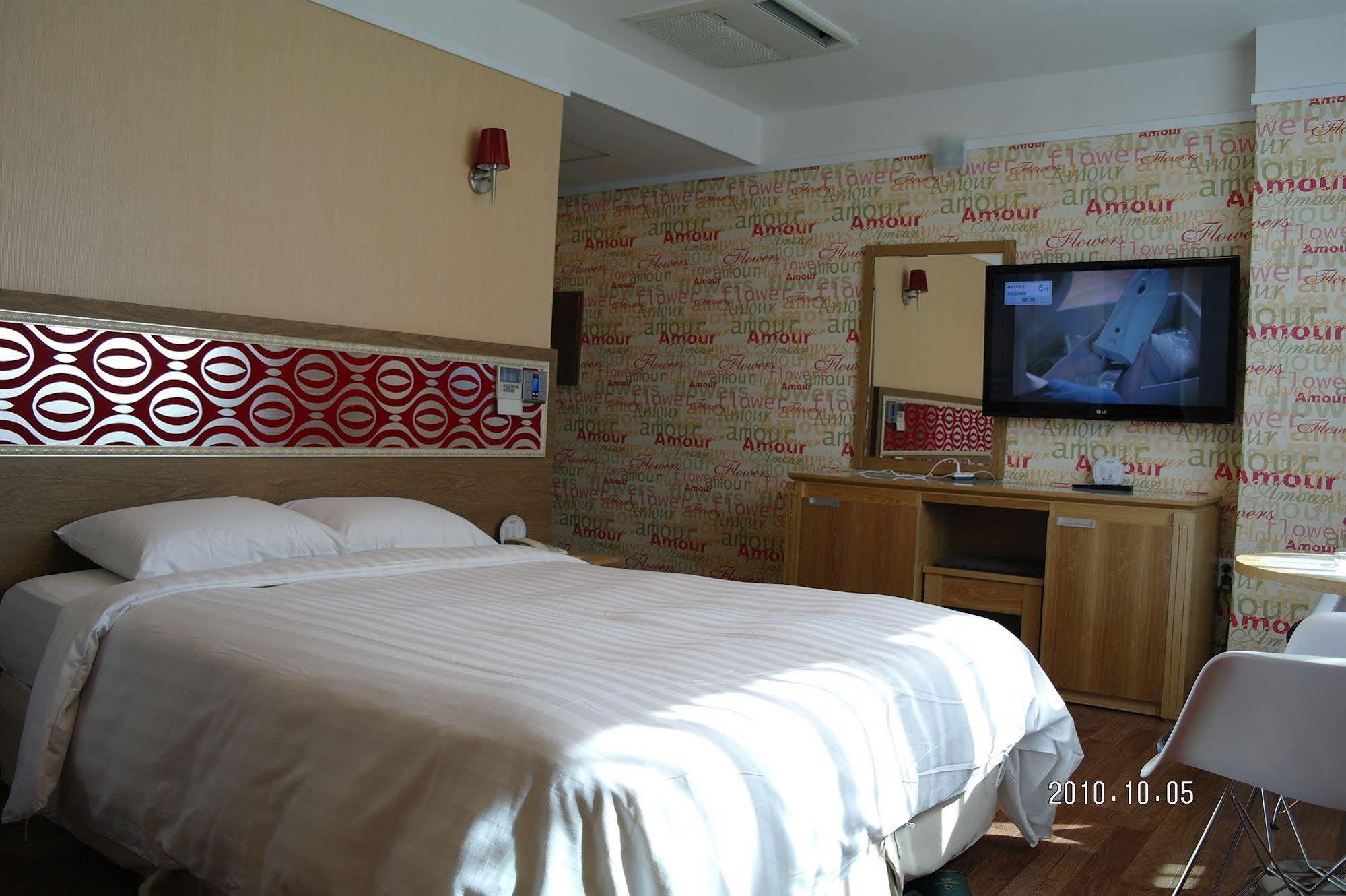 Tae Pyeong Yang Hotel Ansan Exterior photo